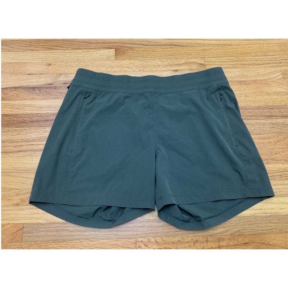 Kuhl Women's Hiking Shorts Green Size Medium Active Outdoor Stretch Pockets